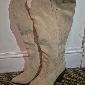 Boohoo Beige Heeled Boots